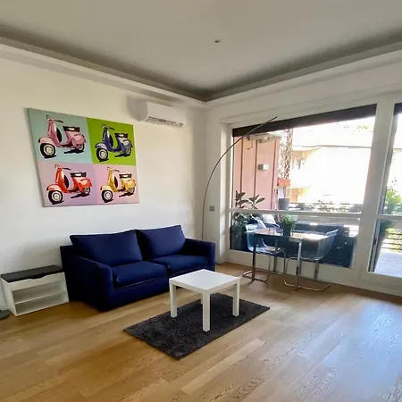 Moderno bilocale con terrazzo-2