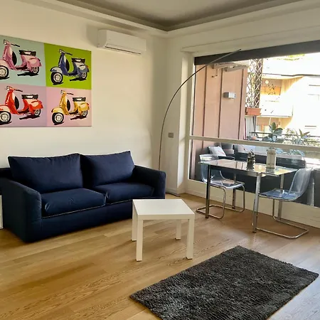 Moderno bilocale con terrazzo-3